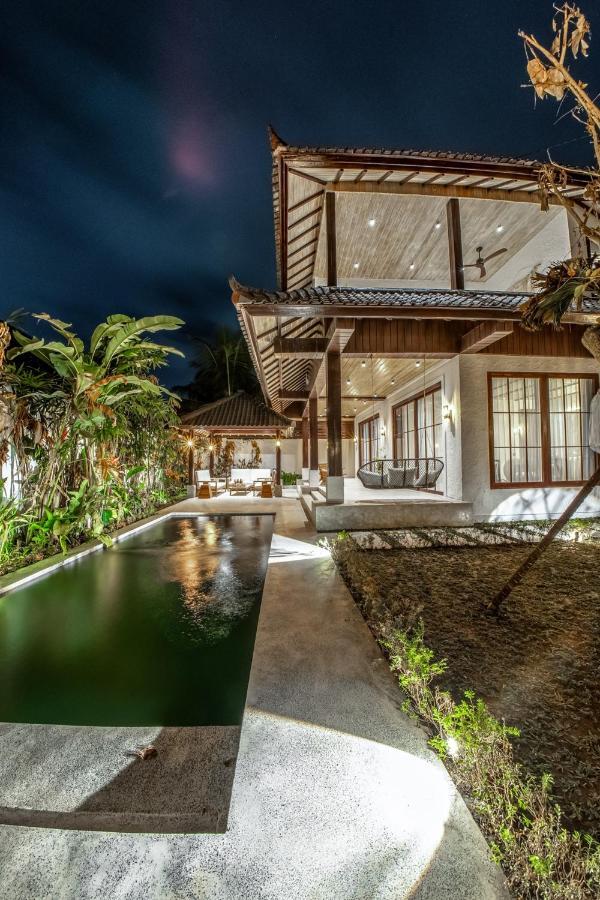 Putri Salju Villa By Evdekimi Ubud ภายนอก รูปภาพ