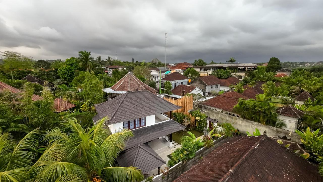 Putri Salju Villa By Evdekimi Ubud ภายนอก รูปภาพ