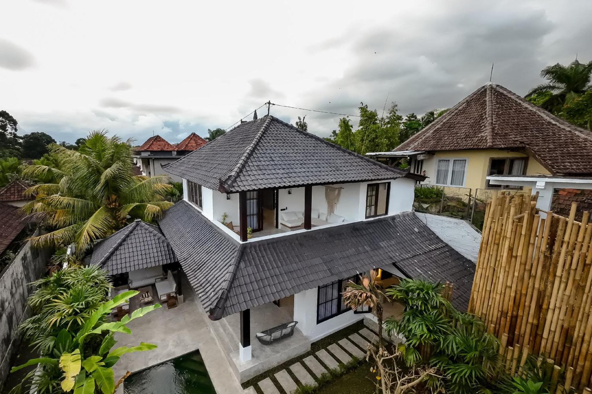 Putri Salju Villa By Evdekimi Ubud ภายนอก รูปภาพ